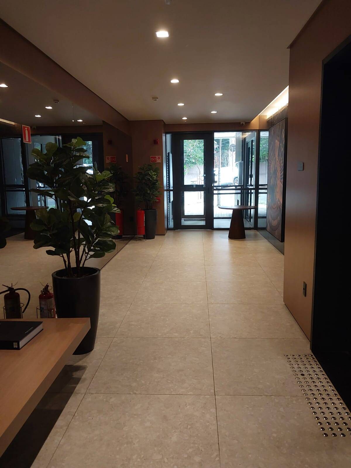 Apartamento, 1 quarto, 28 m² - Foto 2