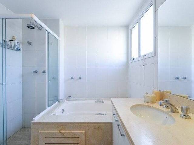 #127575 - Apartamento para Venda em São Paulo - SP